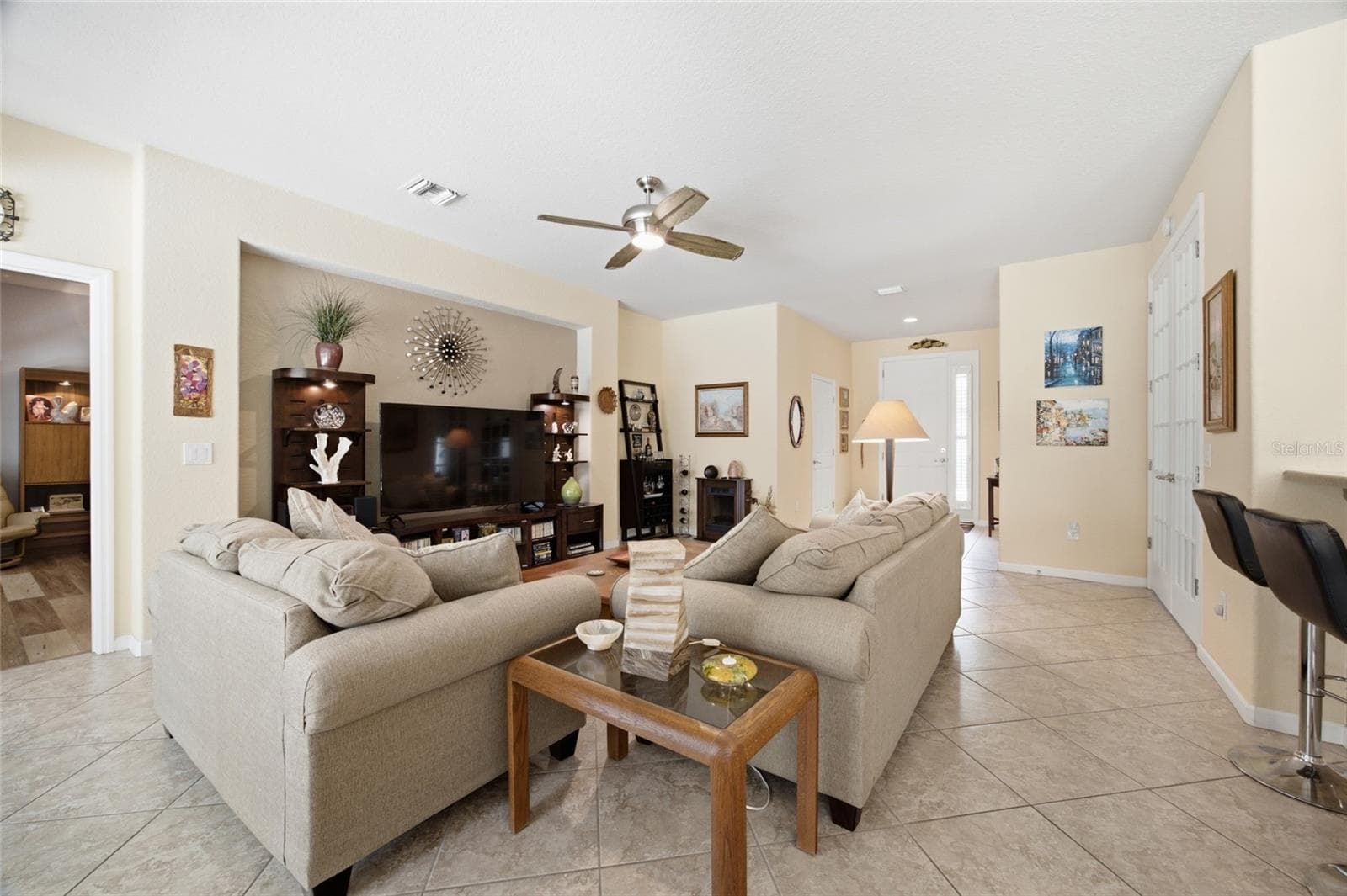 Living room - 9457 SW 66TH LOOP, OCALA