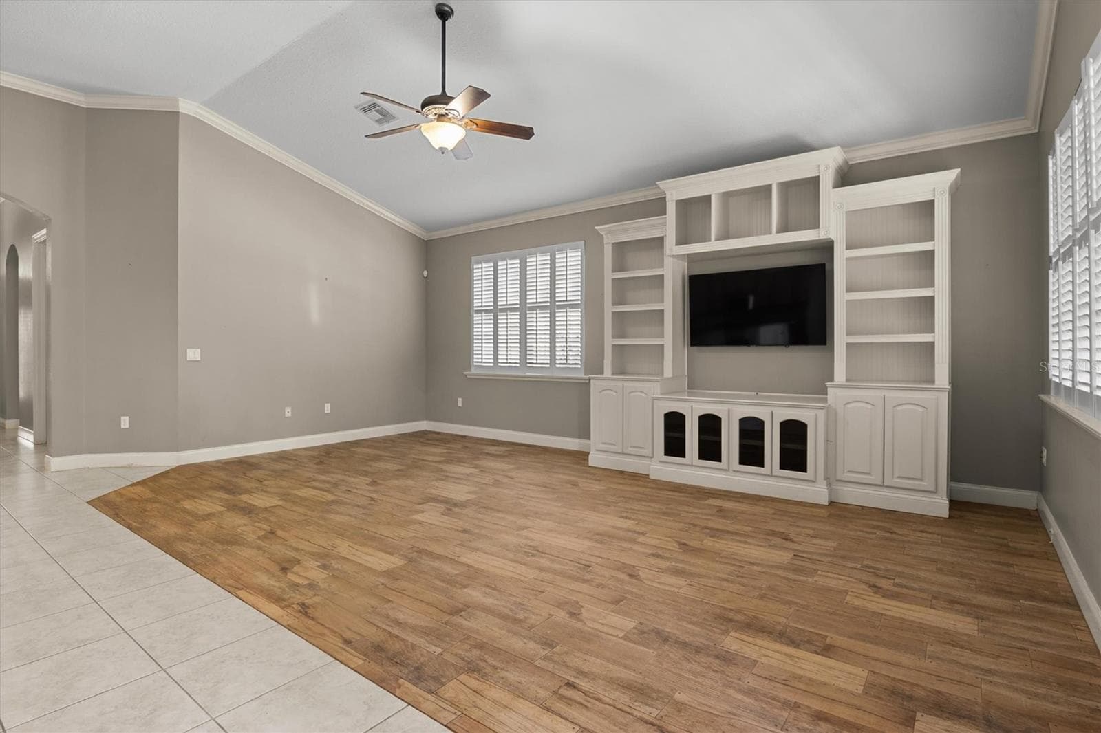 Living Room - 8281 LAKE JAMES DR, LAKELAND