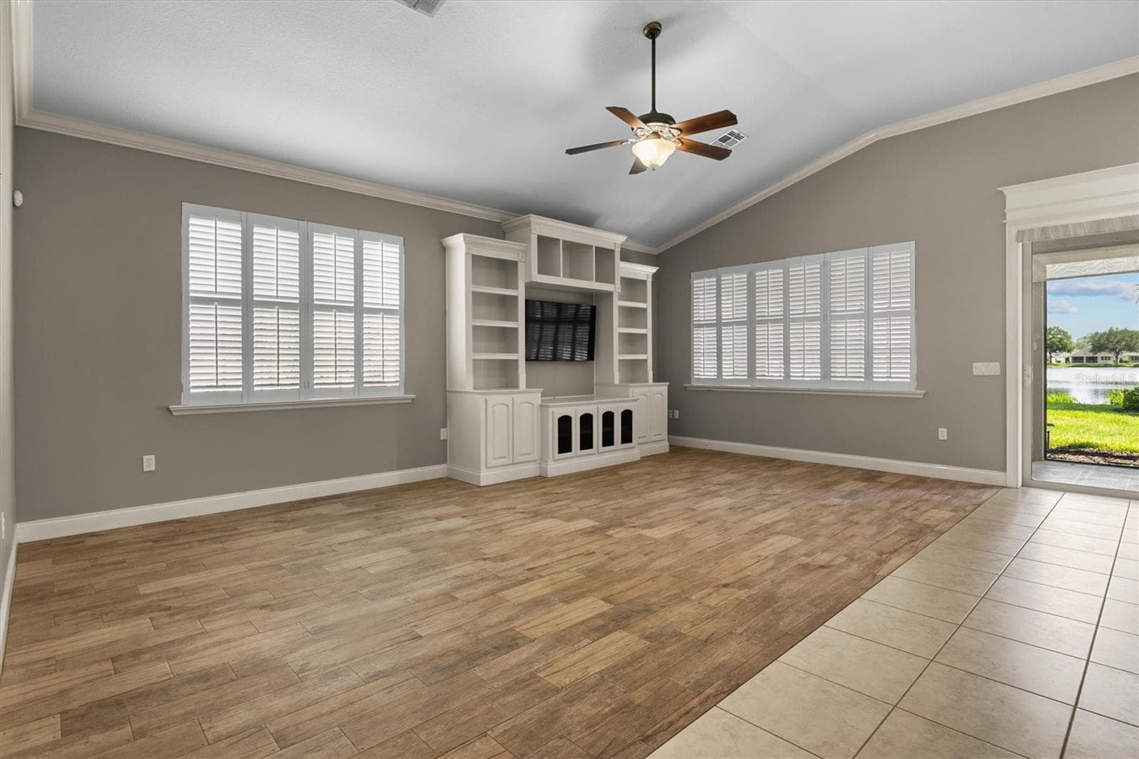 Living Room - 8281 LAKE JAMES DR, LAKELAND