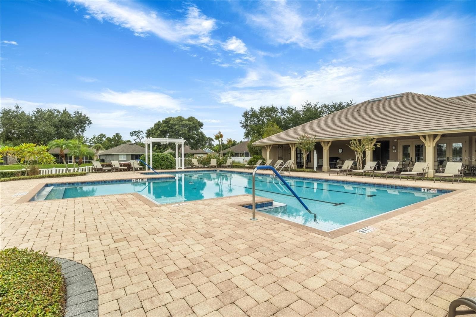 Community Pool - 8281 LAKE JAMES DR, LAKELAND