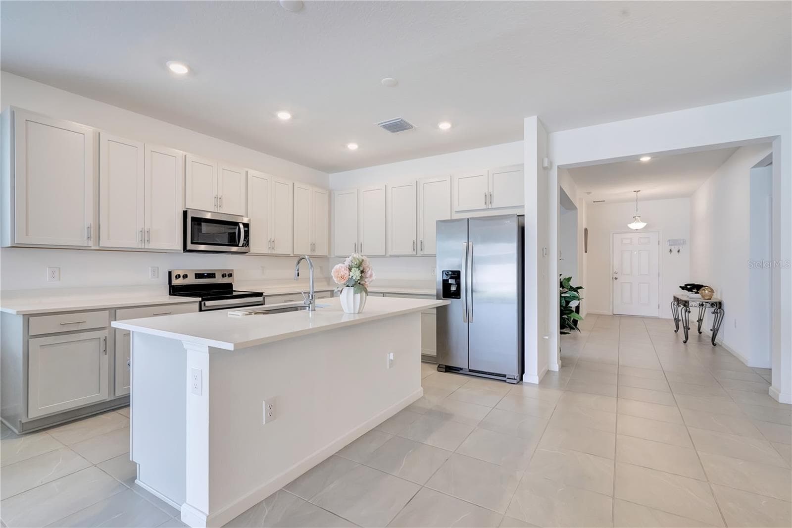 Single Family Residence at 437 SILVER PALM DR, HAINES CITY, photo 8 of 35