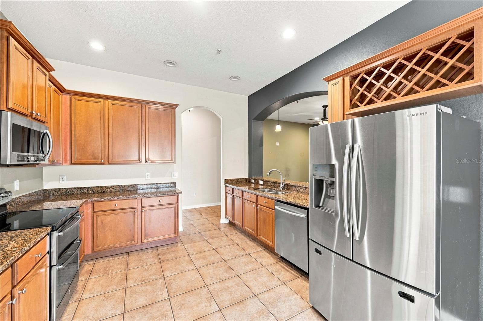 Kitchen - 13368 MANDALAY PL, SPRING HILL