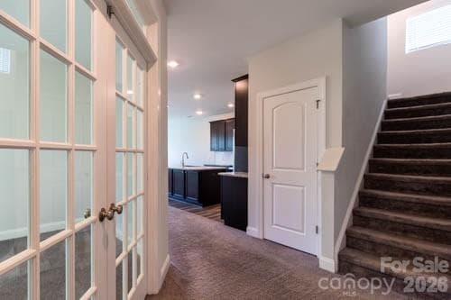 Single Family Residence at 216 Crane Creek Way, Lexington, photo 16 of 41
