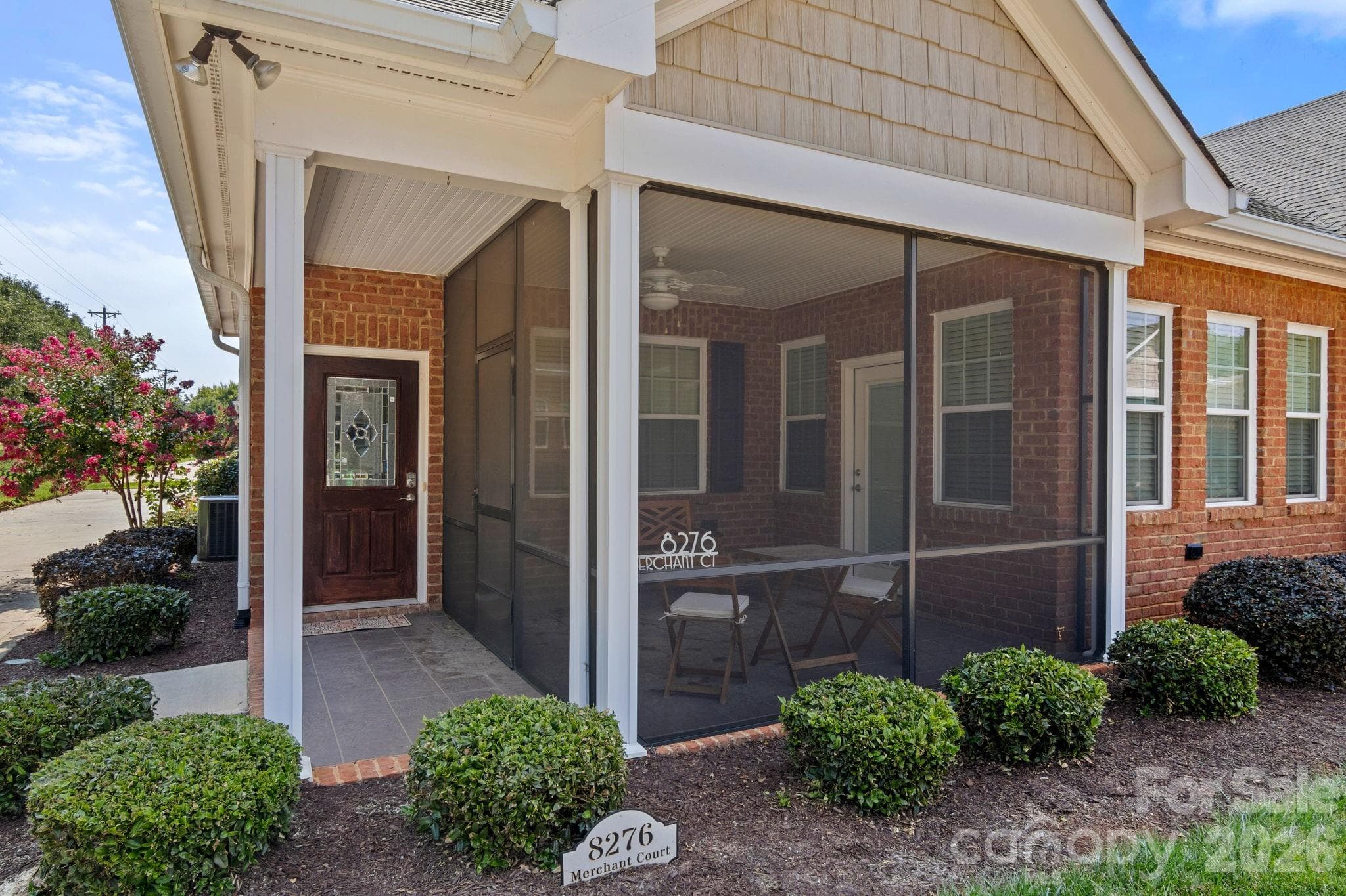 Townhouse at 8276 Merchant Court, Denver, photo 6 of 47