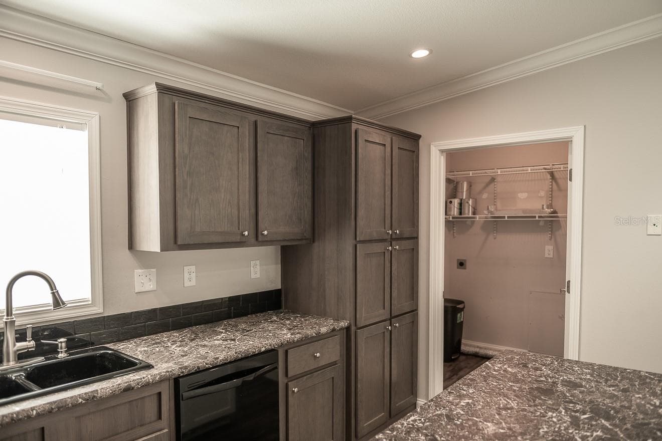 Manufactured Home at 9343 SCEPTER AVE, BROOKSVILLE, photo 17 of 44