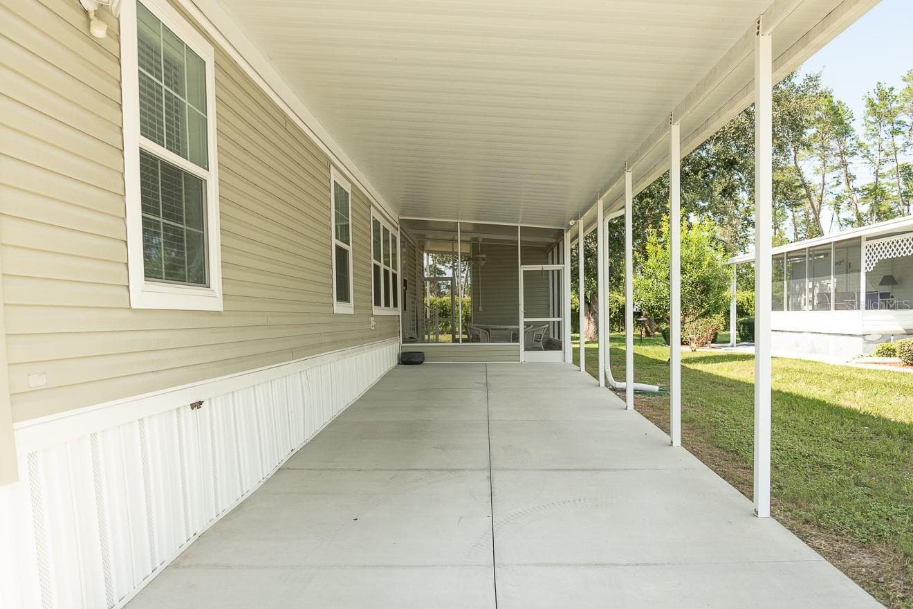 Manufactured Home at 9343 SCEPTER AVE, BROOKSVILLE, photo 35 of 44