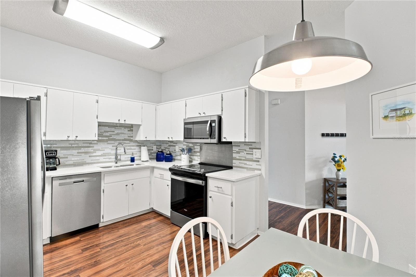 Quartz Countertops - 864 FRANKLIN CIR, PALM HARBOR