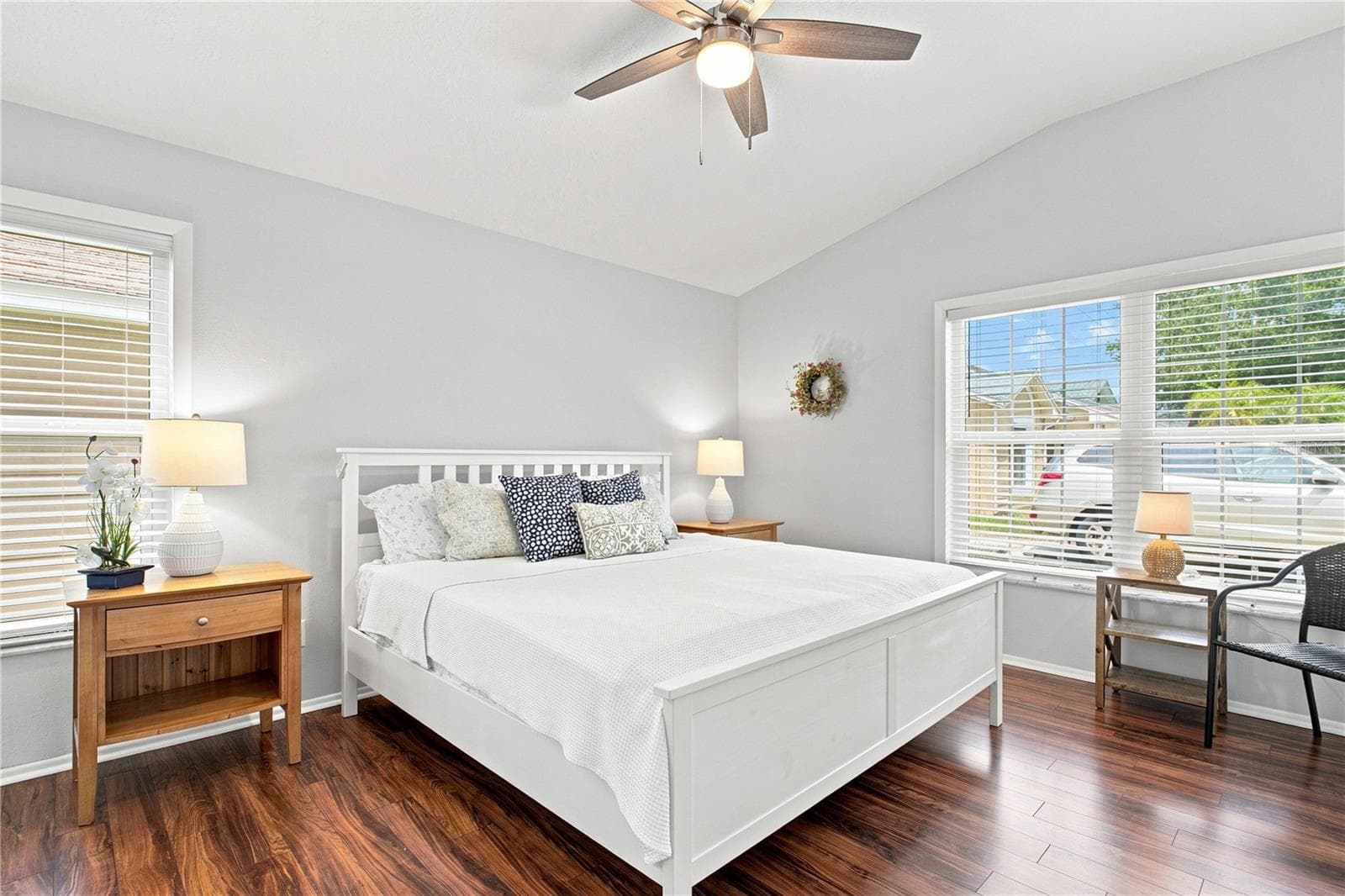 Spacious Primary Bedroom - 864 FRANKLIN CIR, PALM HARBOR