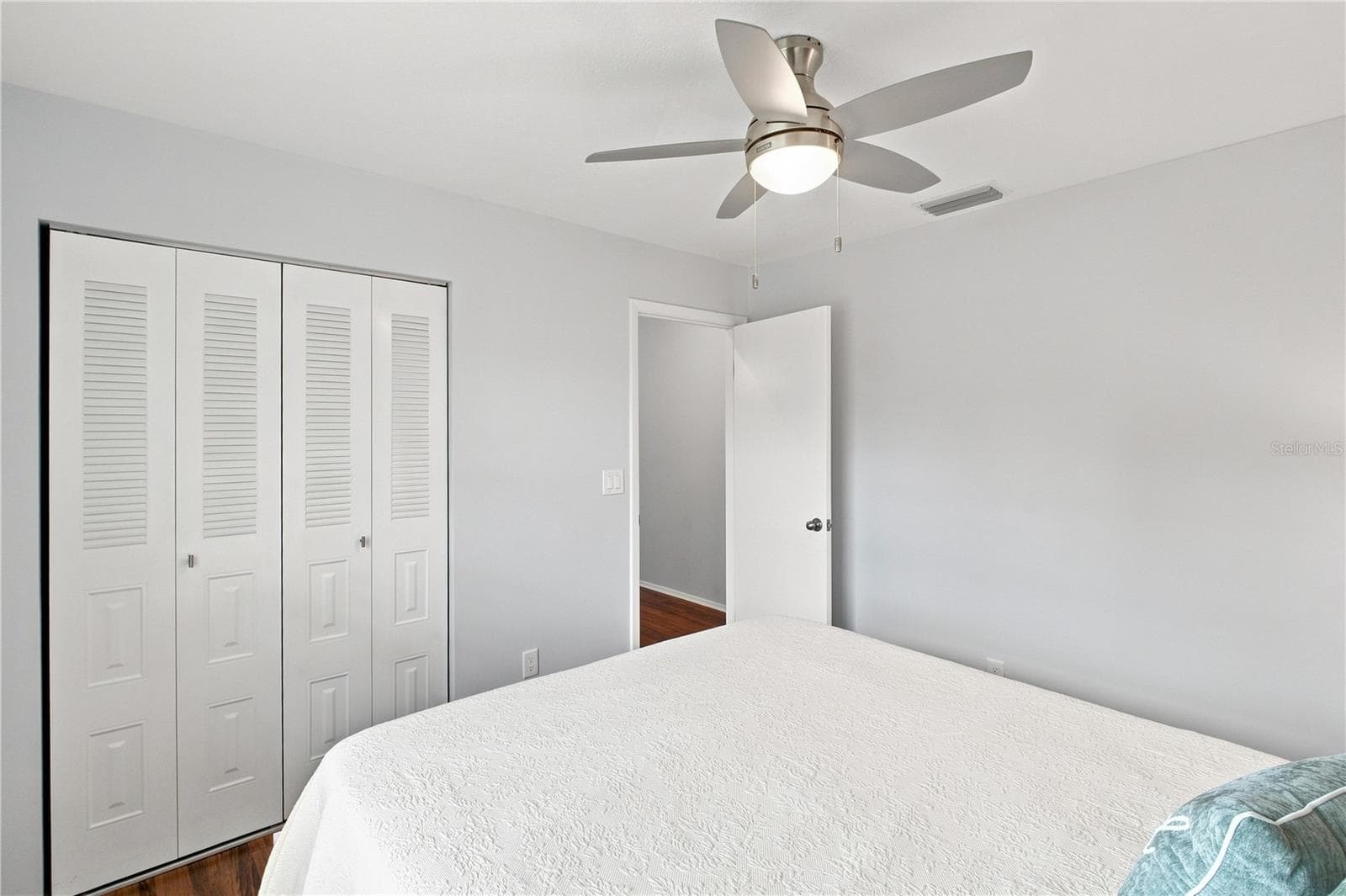 Single Family Residence at 864 FRANKLIN CIR, PALM HARBOR, photo 19 of 33