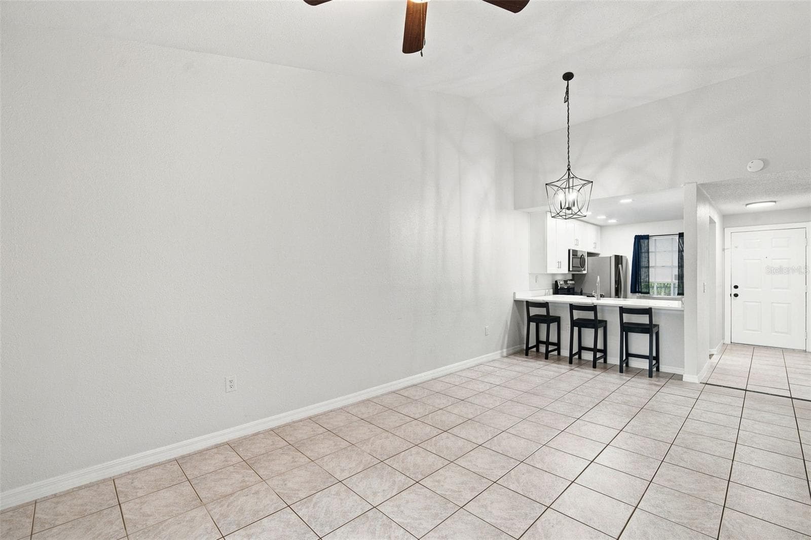Condominium at 5005 BORDEAUX VILLAGE PL #202, TAMPA, photo 8 of 38