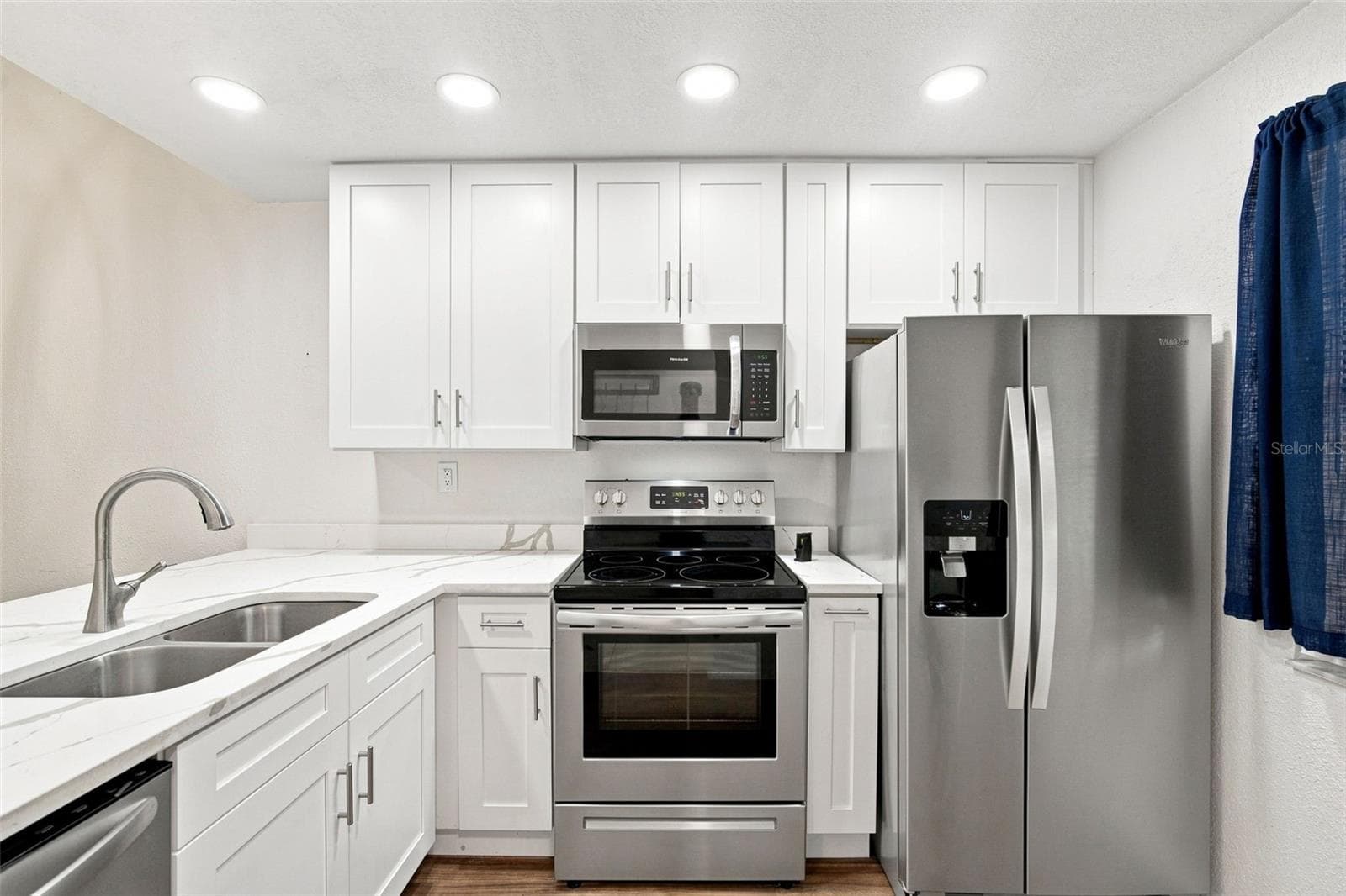 Condominium at 5005 BORDEAUX VILLAGE PL #202, TAMPA, photo 9 of 38