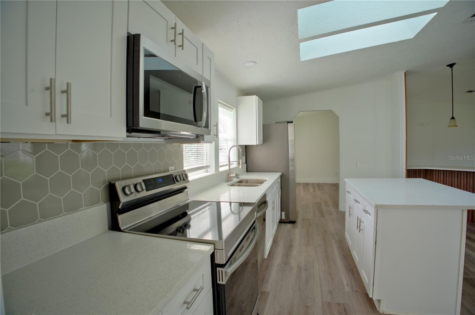 Manufactured Home at 1124 DARA CAY DR, KISSIMMEE, photo 11 of 29