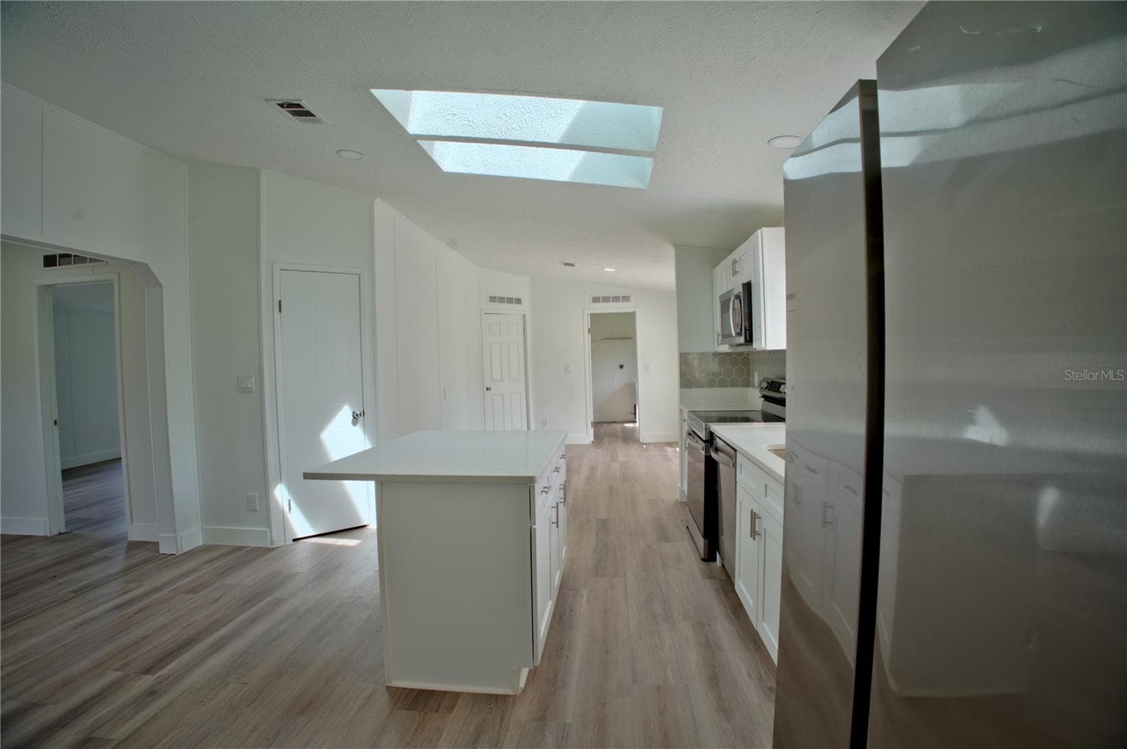 Manufactured Home at 1124 DARA CAY DR, KISSIMMEE, photo 12 of 29