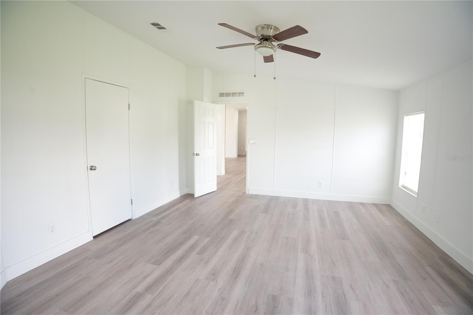 Manufactured Home at 1124 DARA CAY DR, KISSIMMEE, photo 20 of 29