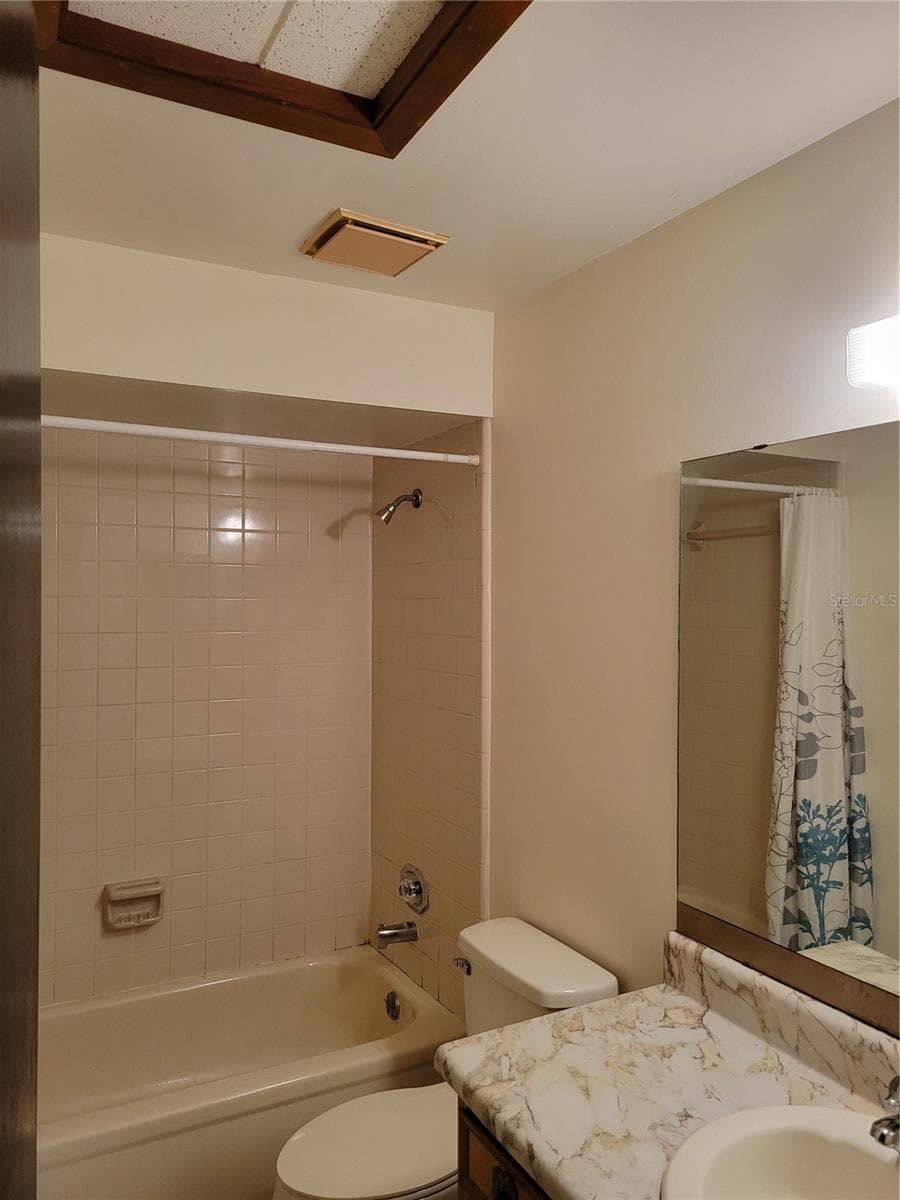 Single Family Residence at 2505 CORAL AVE, KISSIMMEE, photo 16 of 28