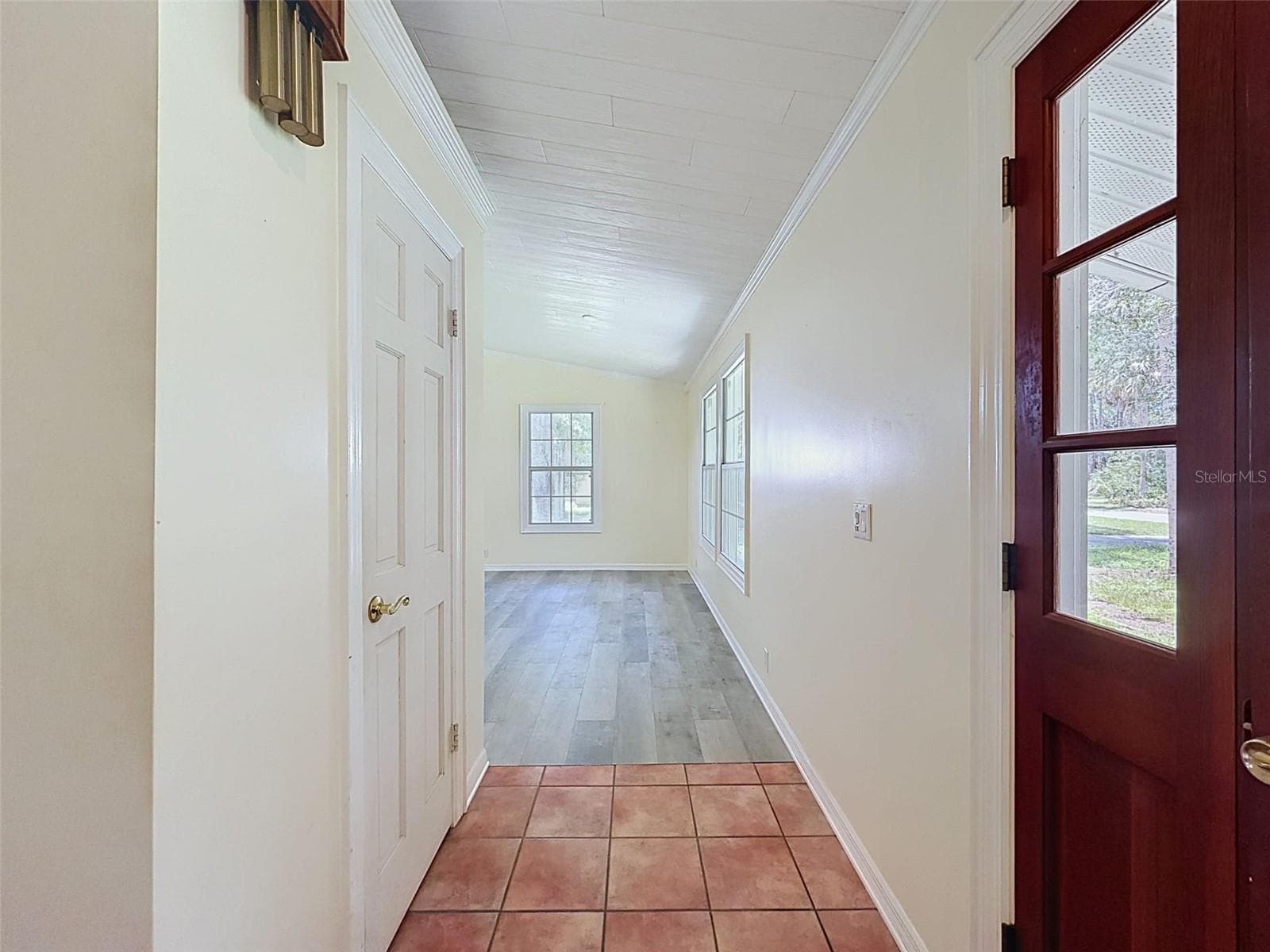 Single Family Residence at 11 PATRICIA RD, YANKEETOWN, photo 7 of 87