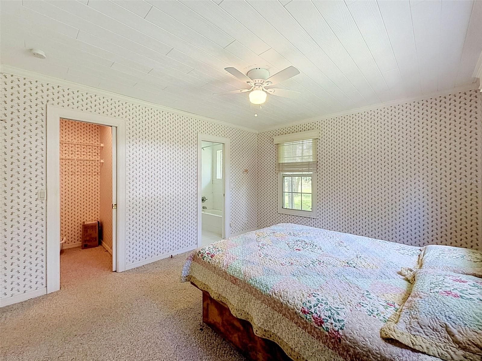 Single Family Residence at 11 PATRICIA RD, YANKEETOWN, photo 25 of 87