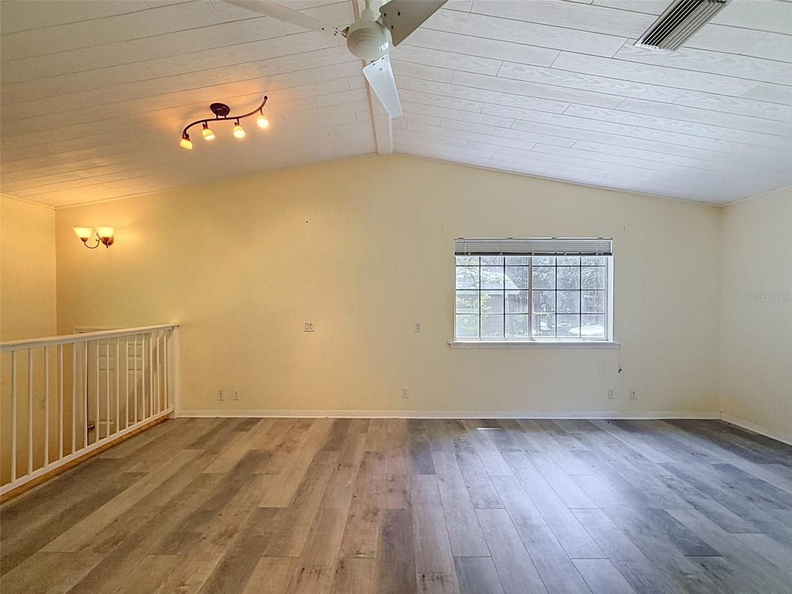 Single Family Residence at 11 PATRICIA RD, YANKEETOWN, photo 55 of 87
