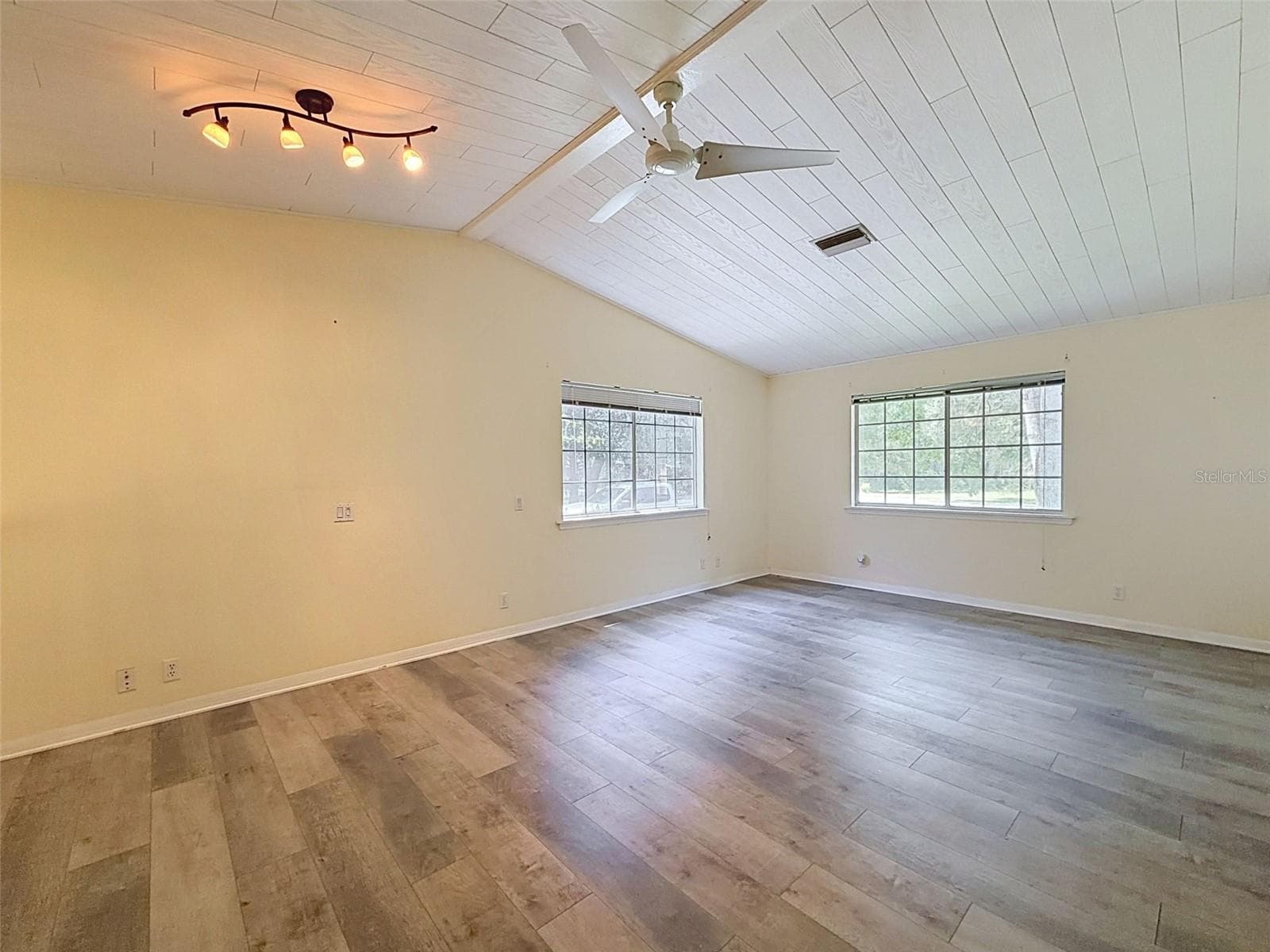 Single Family Residence at 11 PATRICIA RD, YANKEETOWN, photo 56 of 87
