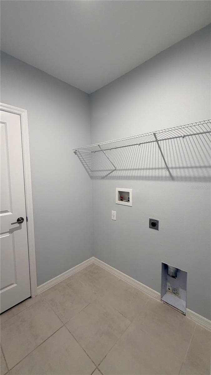 Single Family Residence at 486 PINE TREE BRIDGE TRL, ST CLOUD, photo 26 of 32