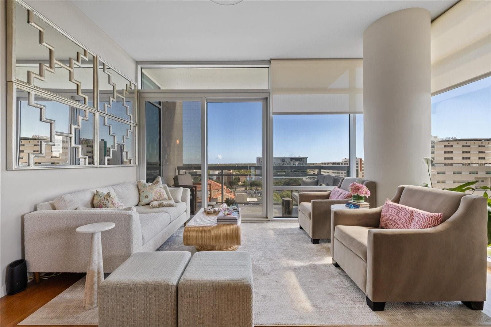 Condominium at 400 4TH AVE S #1004, ST PETERSBURG, photo 15 of 61