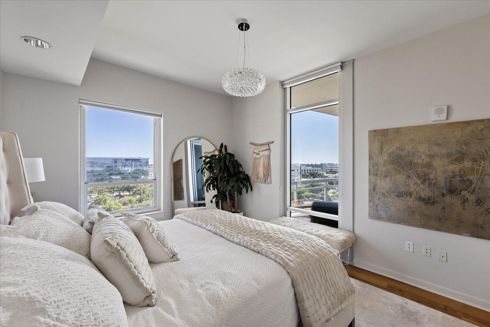 Condominium at 400 4TH AVE S #1004, ST PETERSBURG, photo 27 of 61