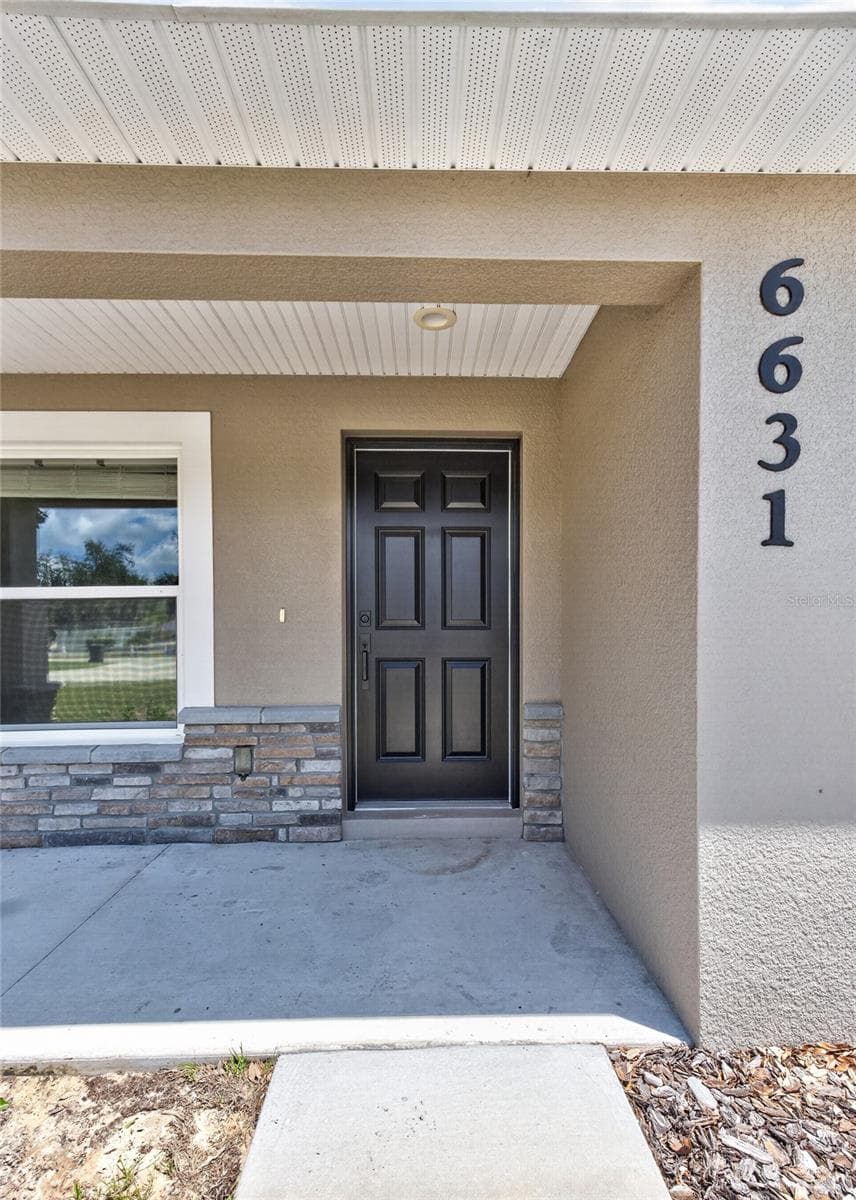 Single Family Residence at 6631 THORNHILL RD, WINTER HAVEN, photo 3 of 24