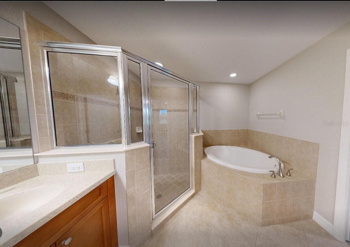 Condominium at 14065 BLACK BEAUTY DR #912, PUNTA GORDA, photo 15 of 36