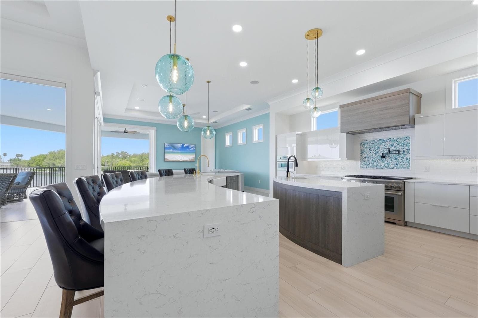 Kitchen - 387 S SHORE DR, SARASOTA