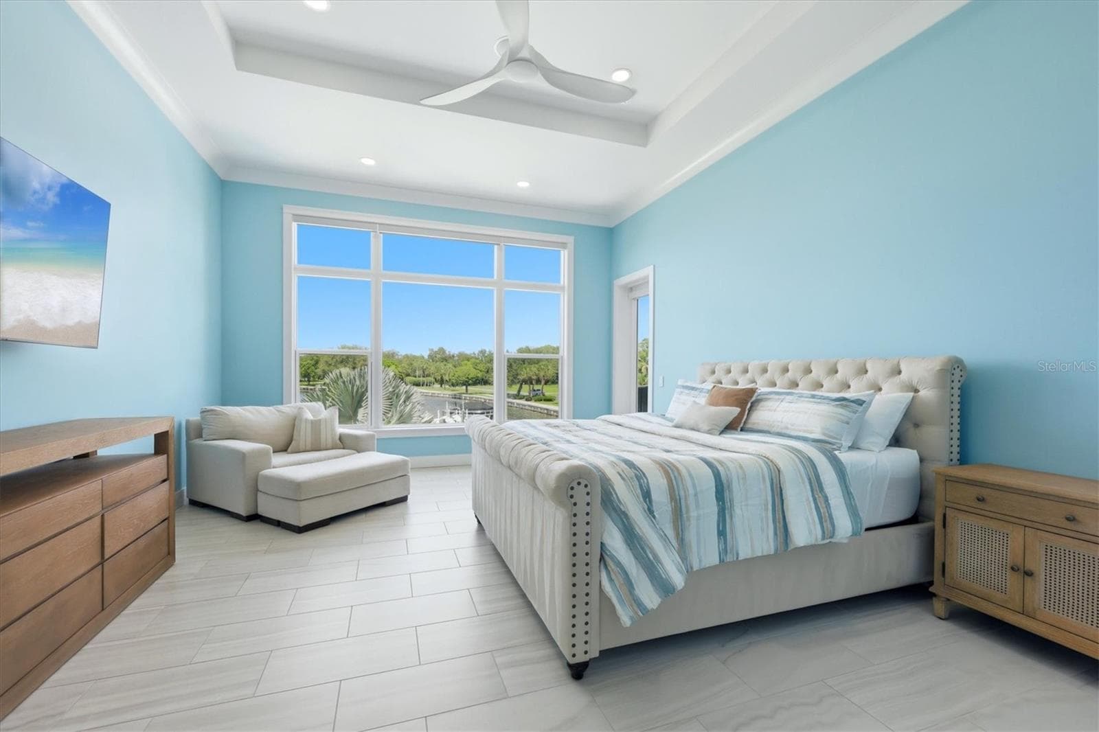 Primary Bedroom - 387 S SHORE DR, SARASOTA