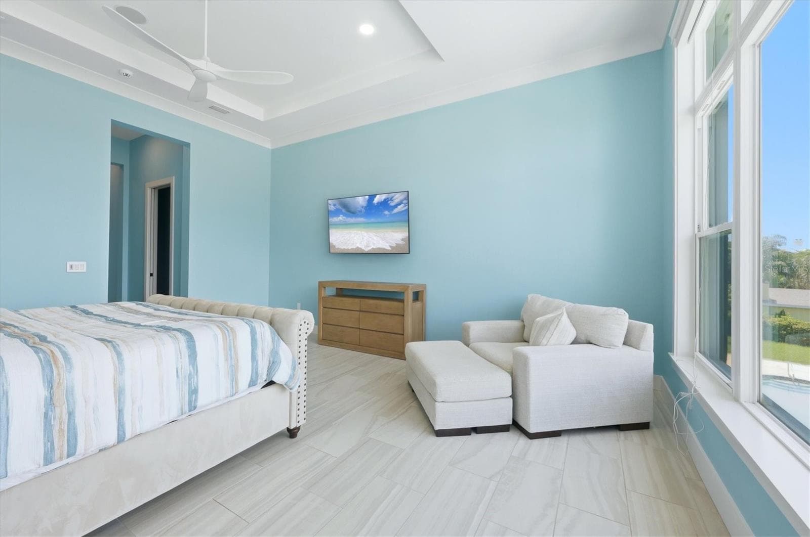 Primary Bedroom - 387 S SHORE DR, SARASOTA