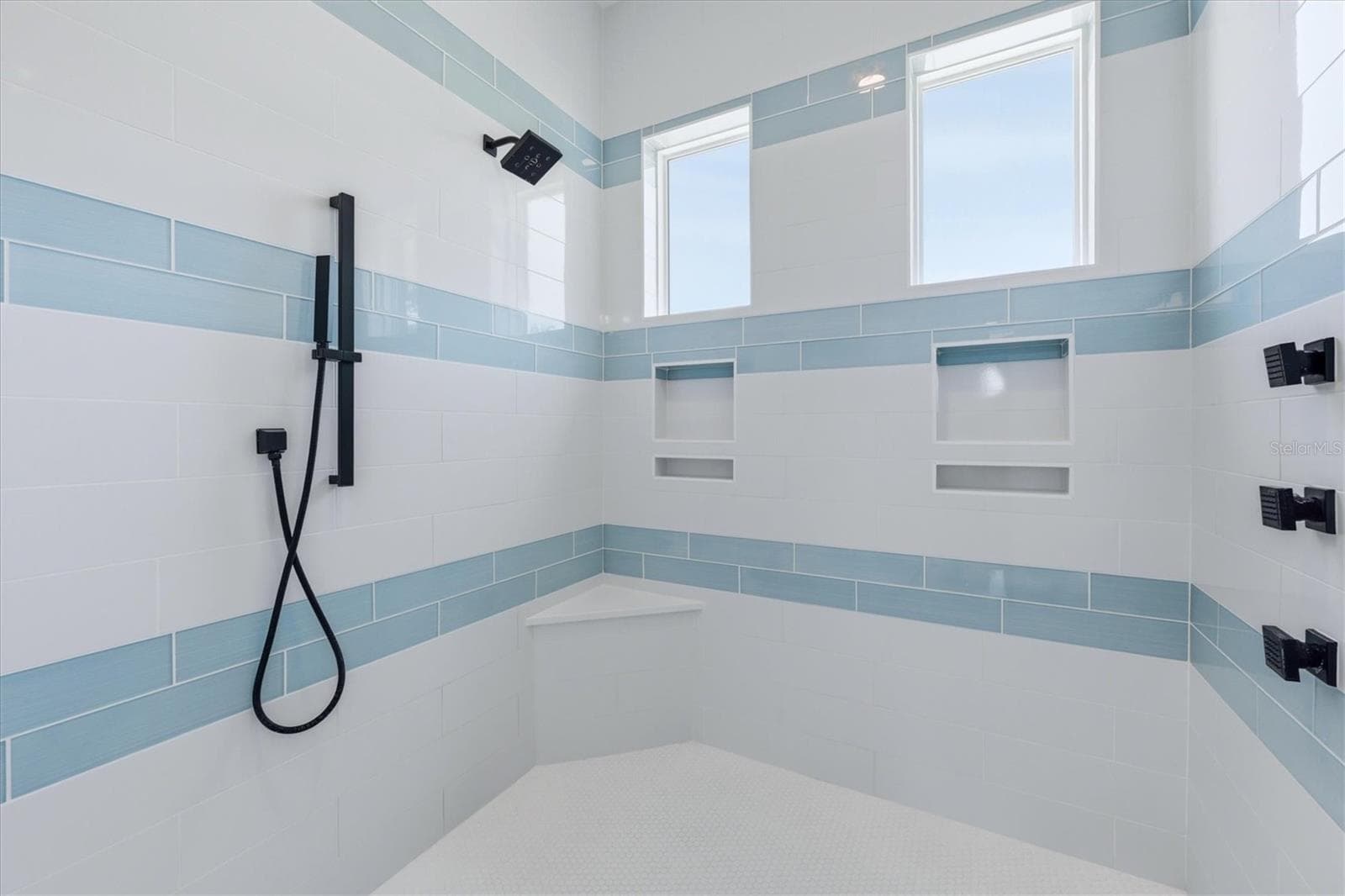 Primary Bathroom - 387 S SHORE DR, SARASOTA