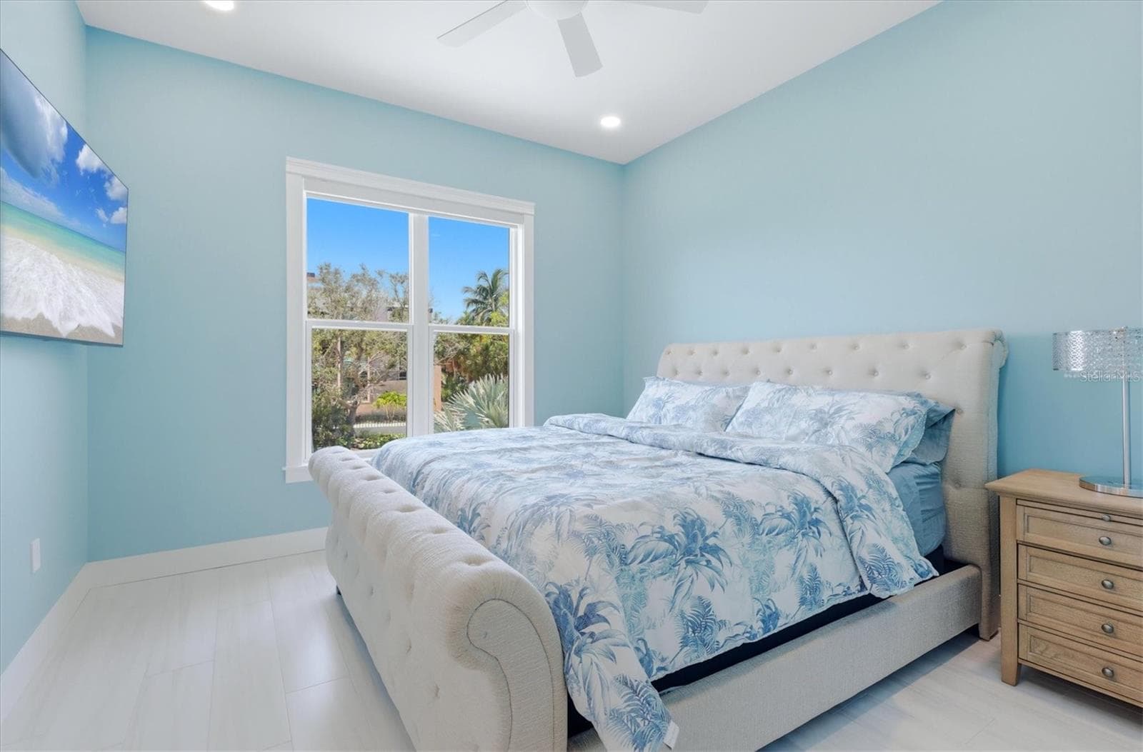 Guest Bedroom 2 - 387 S SHORE DR, SARASOTA
