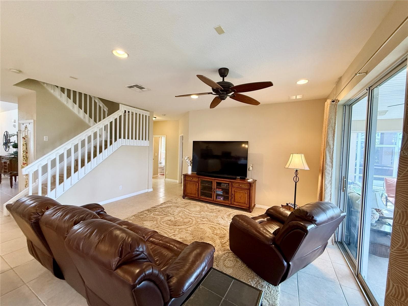 Single Family Residence at 15470 LAGUNA HILLS DR, FORT MYERS, photo 14 of 50