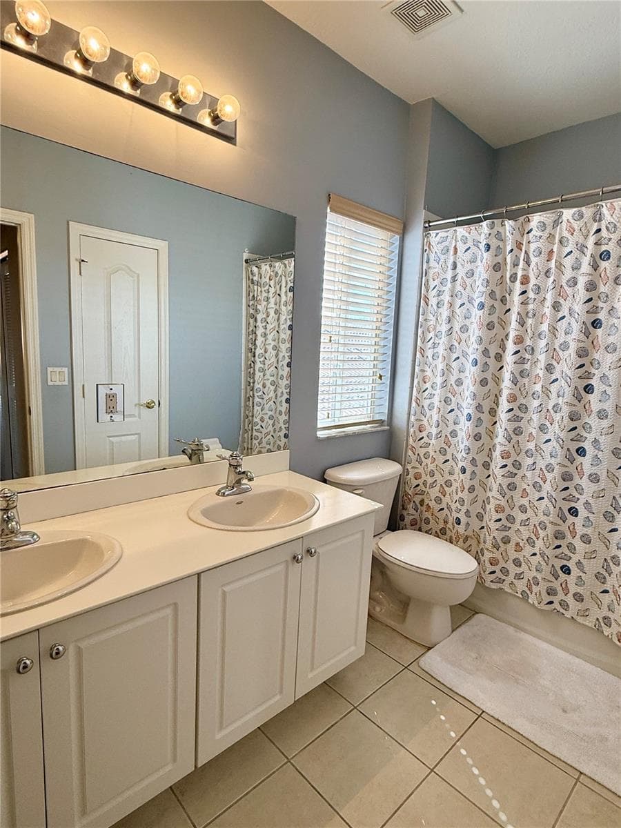 Single Family Residence at 15470 LAGUNA HILLS DR, FORT MYERS, photo 36 of 50