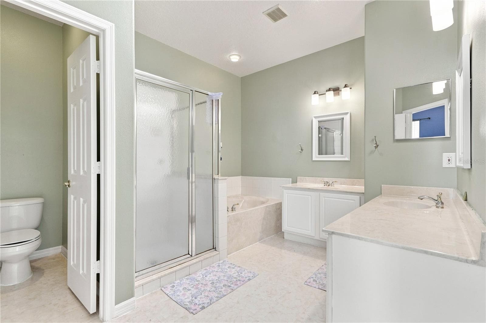 Single Family Residence at 1732 NESTLEWOOD TRL, ORLANDO, photo 18 of 36