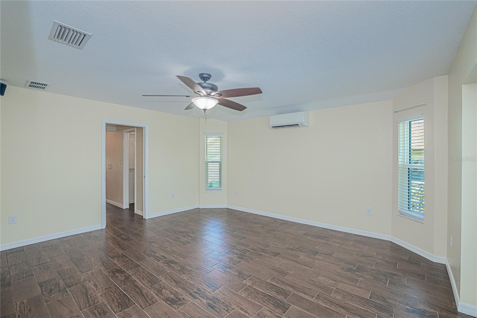 Single Family Residence at 206 S WATERWAY DR NW, PORT CHARLOTTE, photo 26 of 56