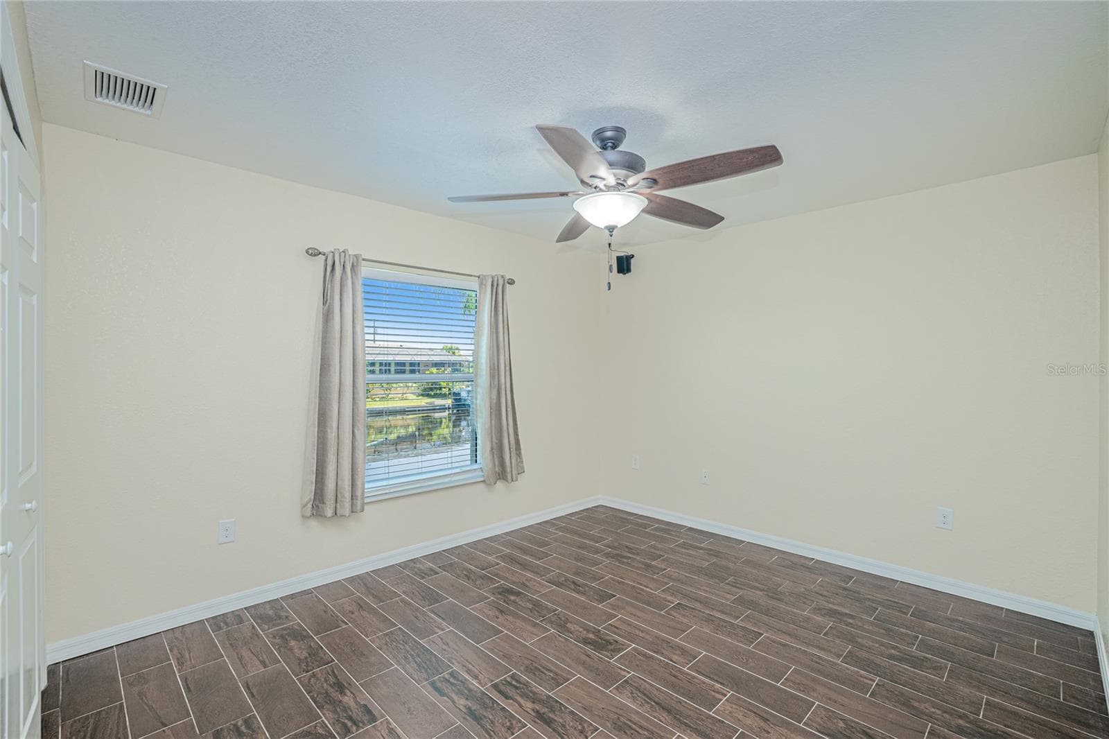 Single Family Residence at 206 S WATERWAY DR NW, PORT CHARLOTTE, photo 38 of 56