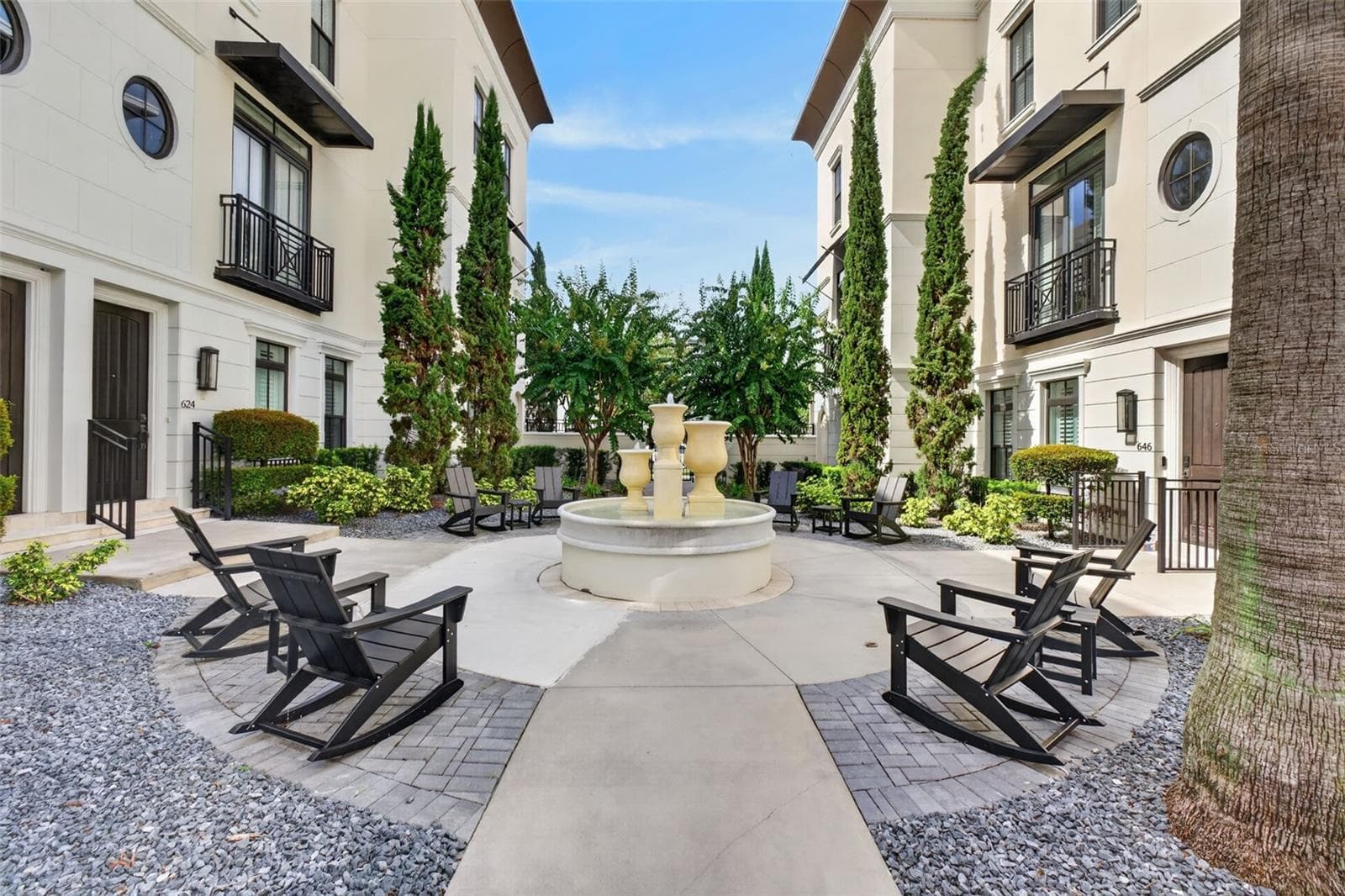 Townhouse at 636 MARIPOSA ST, ORLANDO, photo 6 of 81