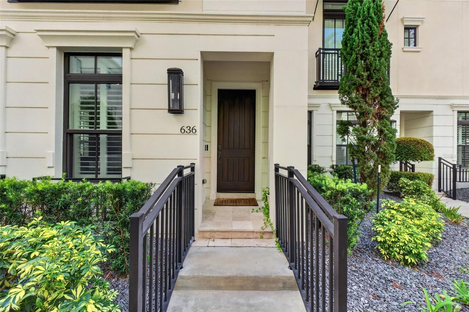 Townhouse at 636 MARIPOSA ST, ORLANDO, photo 7 of 81