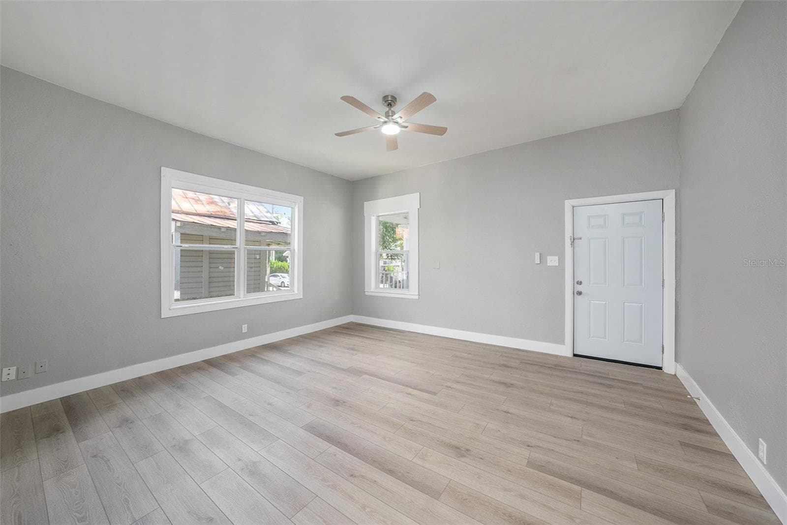Single Family Residence at 2920 N 17TH ST, TAMPA, photo 5 of 25