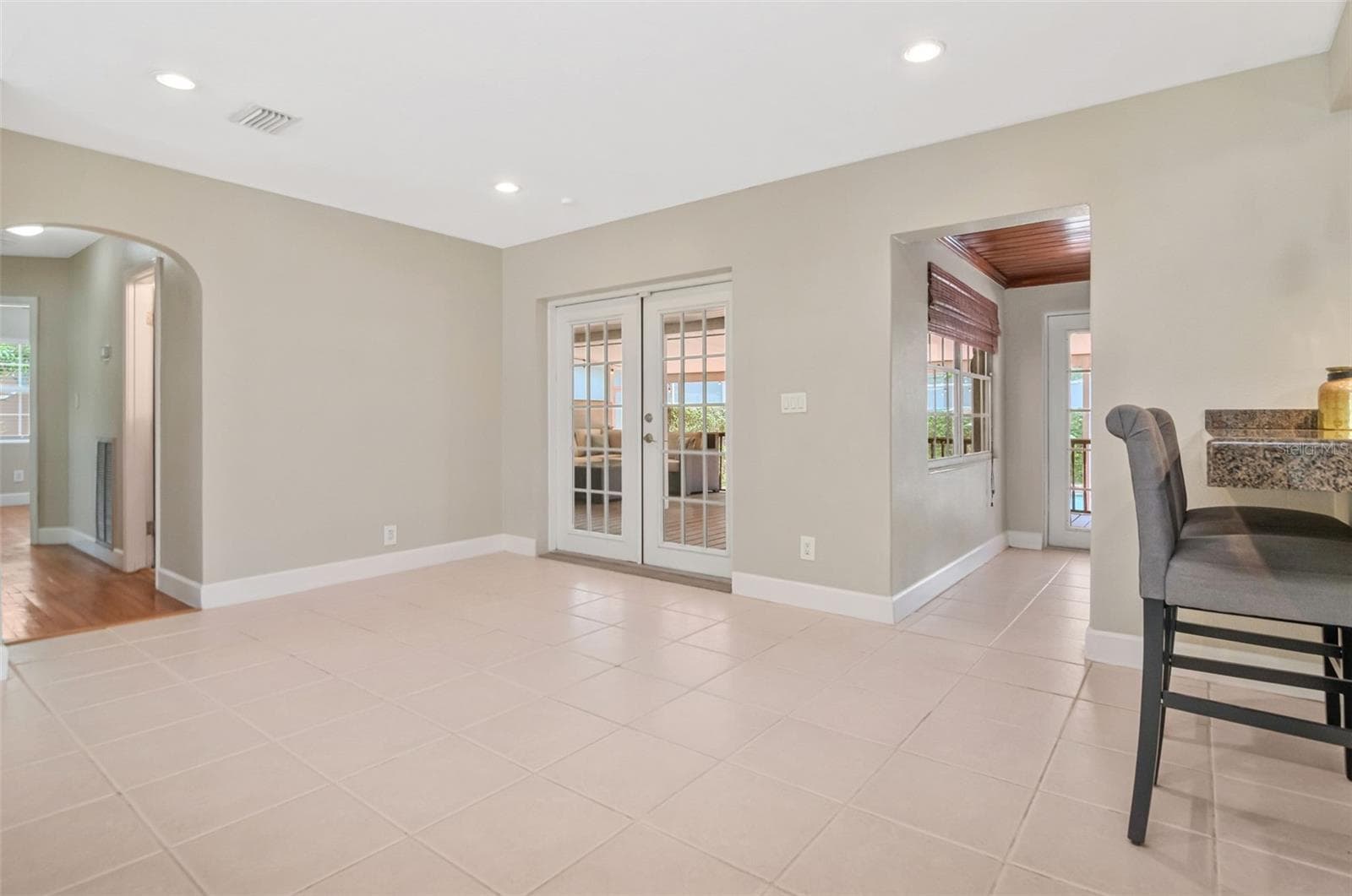 Single Family Residence at 311 N GOMEZ AVE, TAMPA, photo 11 of 50
