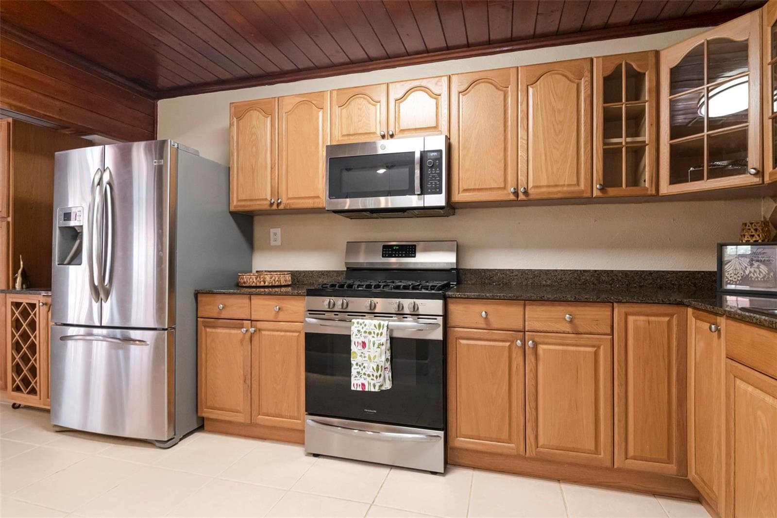 Stainless Steel Appliances - 311 N GOMEZ AVE, TAMPA