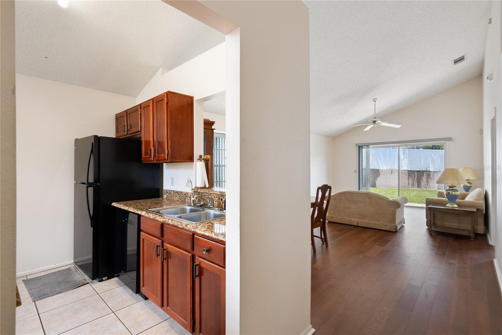 Entry into Home - 3023 WEYMOUTH CT, APOPKA