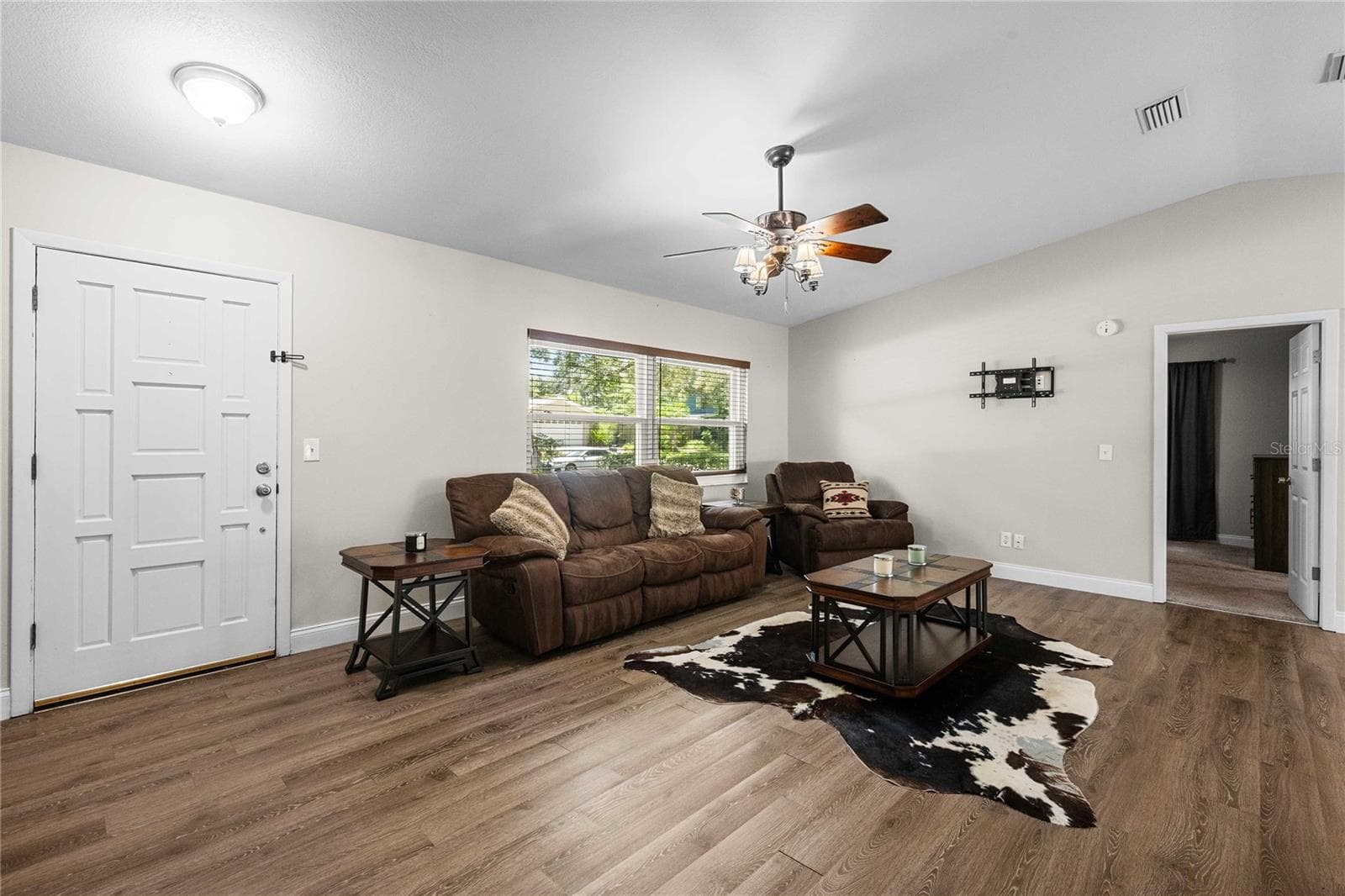 Single Family Residence at 2423 FORREST CREST CIR, LUTZ, photo 14 of 45
