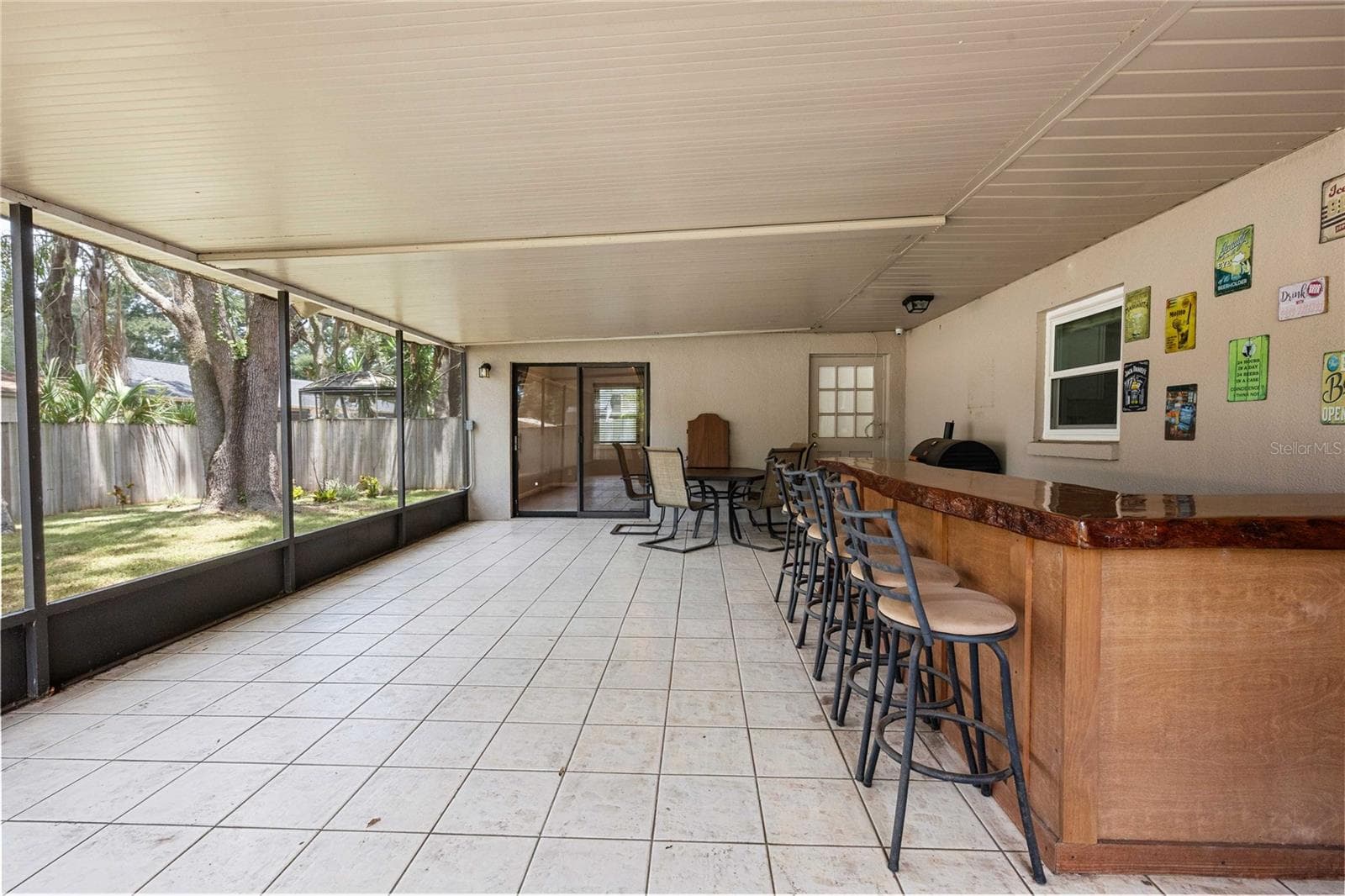 Single Family Residence at 2423 FORREST CREST CIR, LUTZ, photo 33 of 45