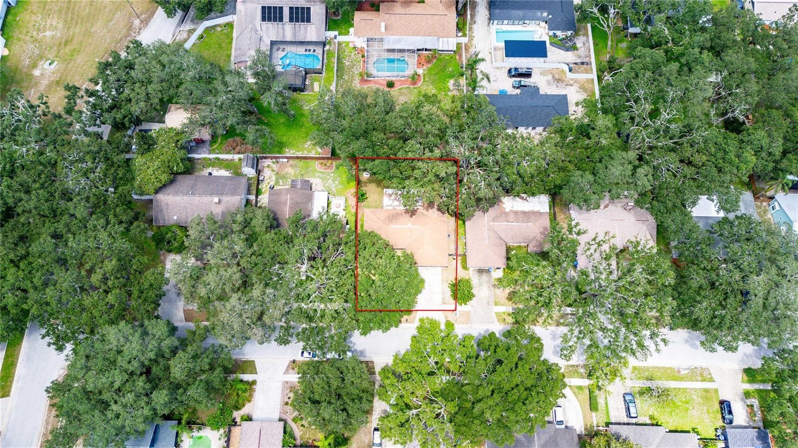 Single Family Residence at 2423 FORREST CREST CIR, LUTZ, photo 40 of 45
