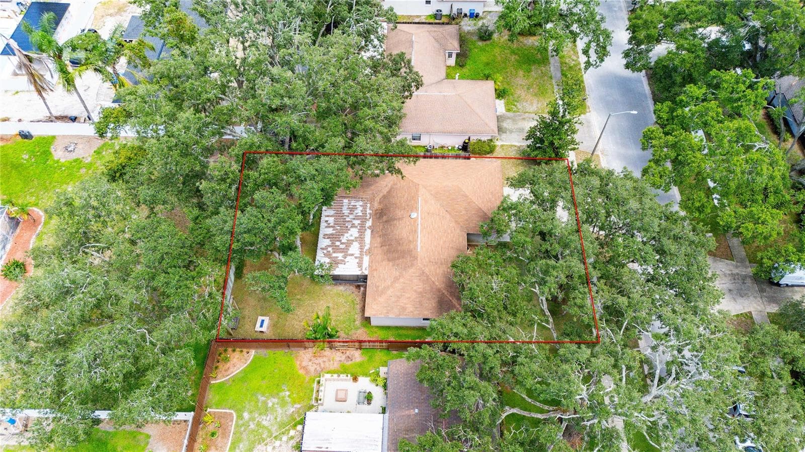 Single Family Residence at 2423 FORREST CREST CIR, LUTZ, photo 42 of 45