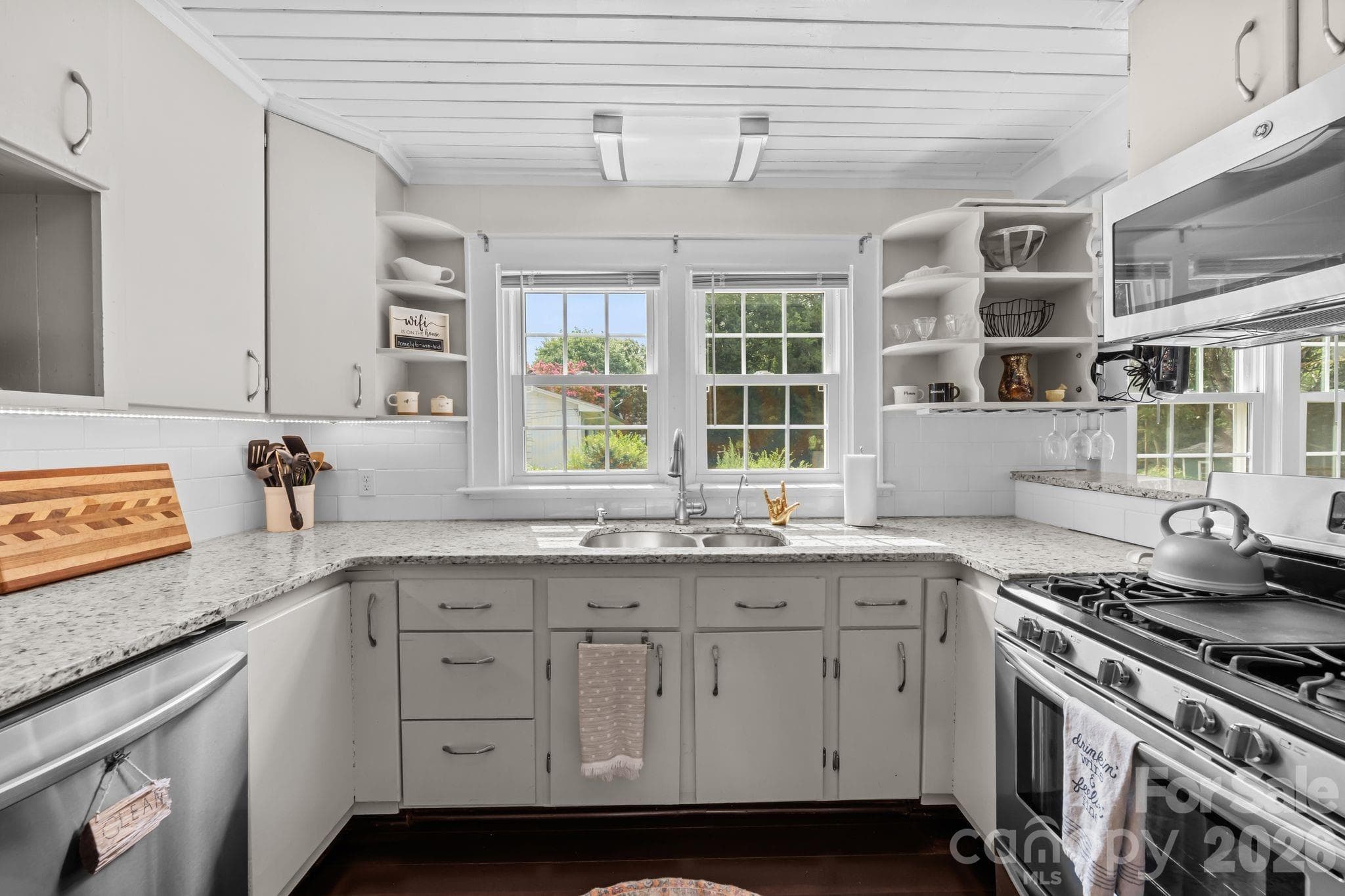 Kitchen - 1537 S New Hope Road, Gastonia