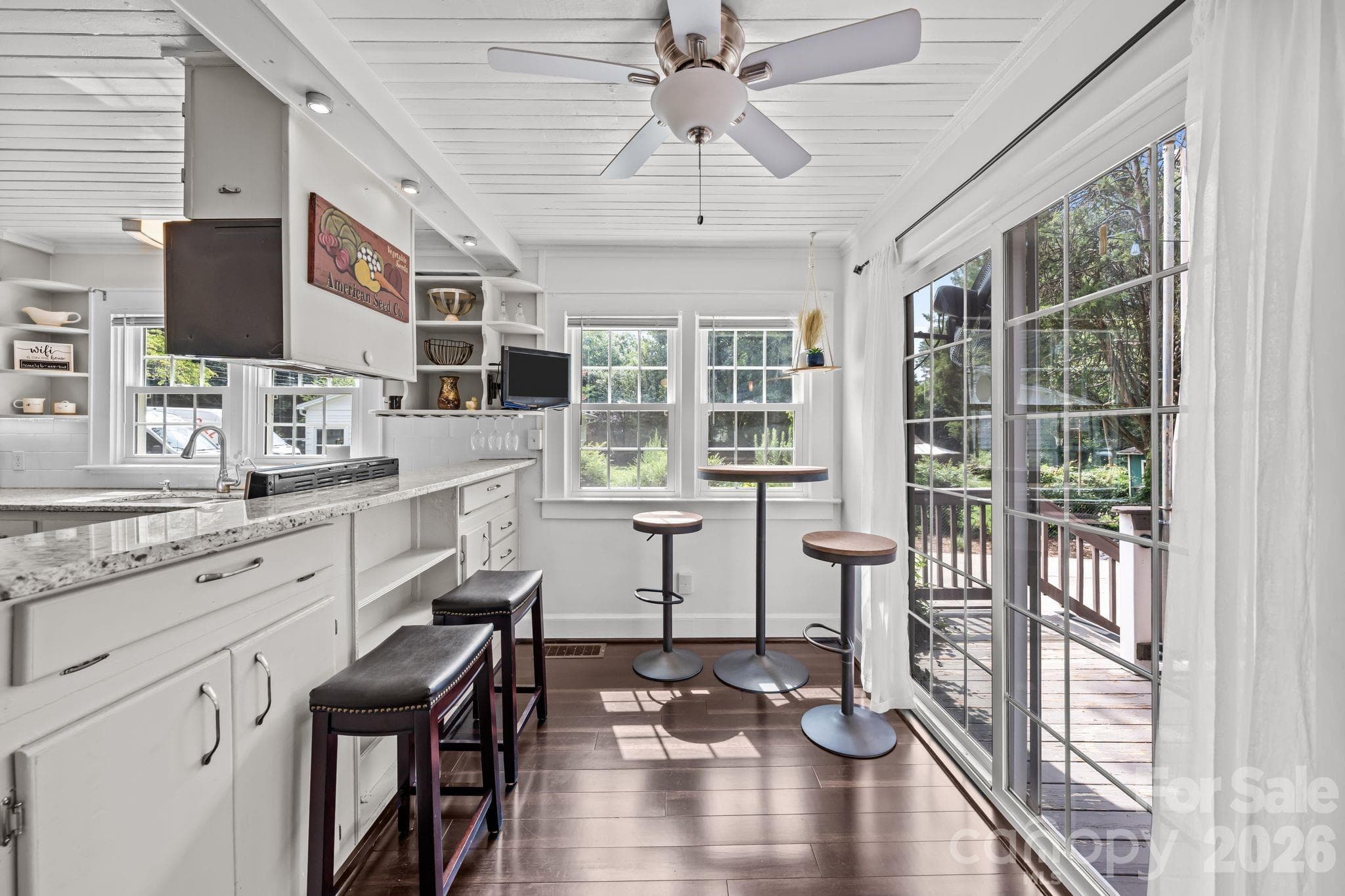 Breakfast Area - 1537 S New Hope Road, Gastonia